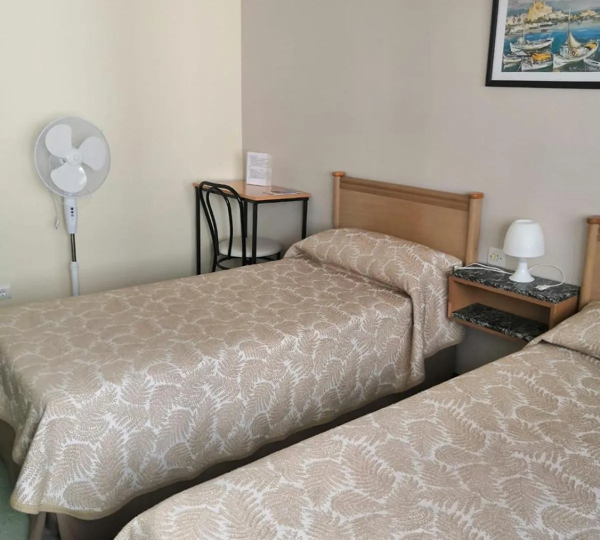 Hostal Torre Mar Salou Spanien