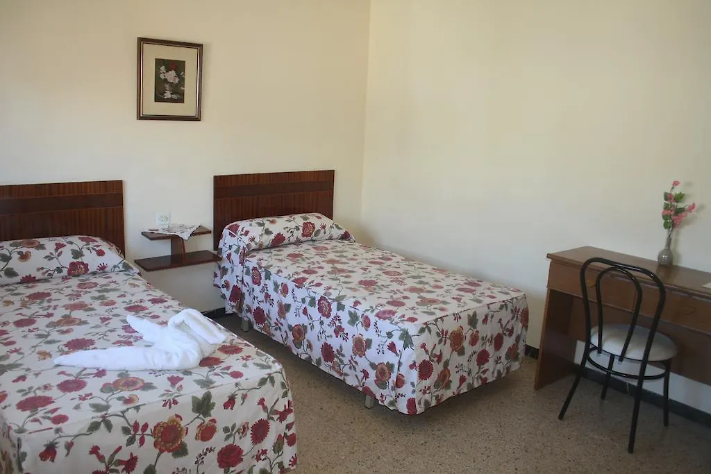 Hostal Torre Mar Salou 3*,